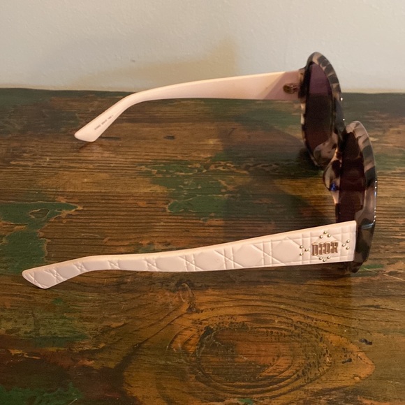 Dior Sunglasses - Picture 3 of 8